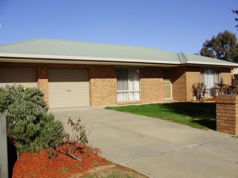 4 Rob Roy Court, Echuca VIC 3564