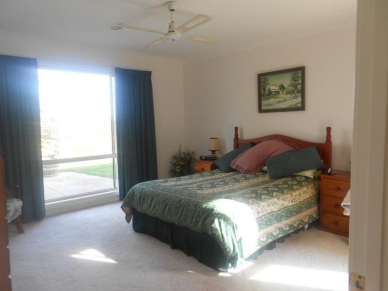 36 Glanville Road, Echuca VIC 3564