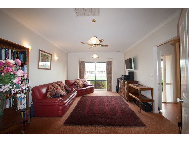 48 Chelsworth Drive, Echuca VIC 3564