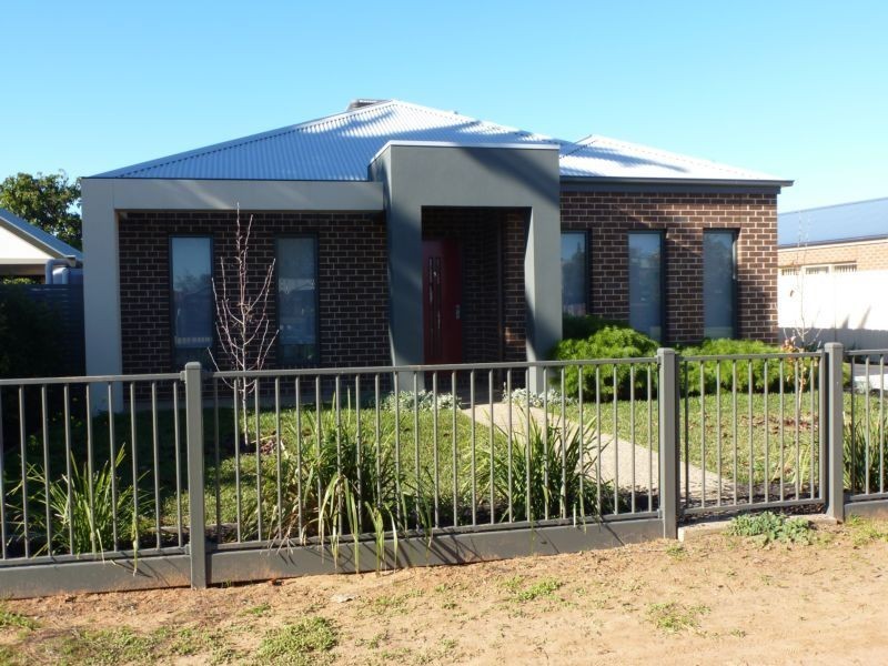 1/116 Sutton Street, Echuca VIC 3564