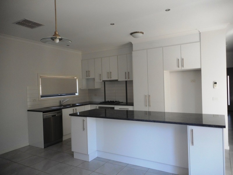 1/116 Sutton Street, Echuca VIC 3564