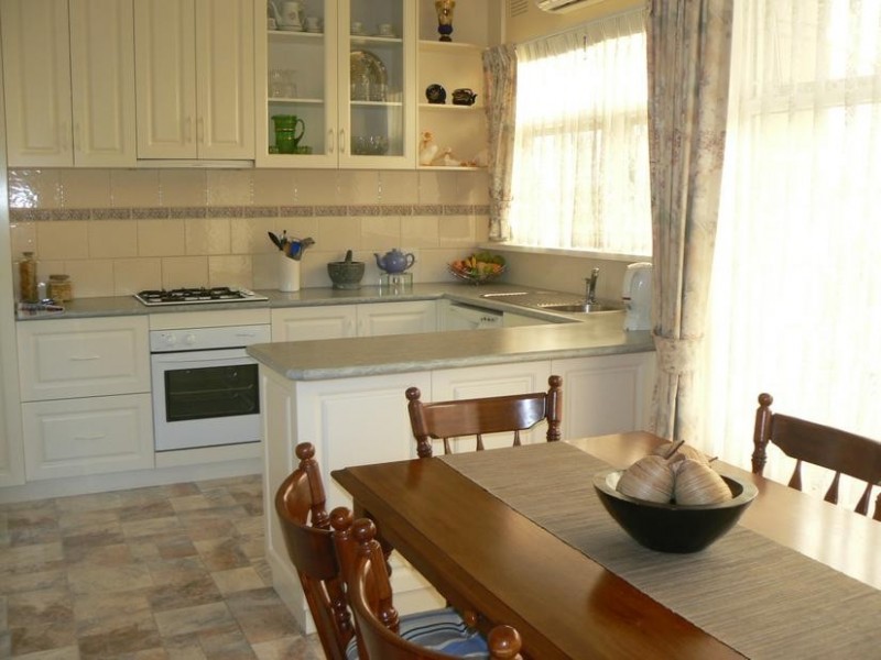 10 Cypress Street, Echuca VIC 3564