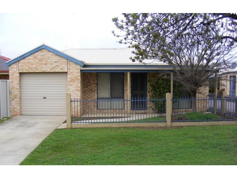1/37-39 Echuca Street, Moama NSW 2731