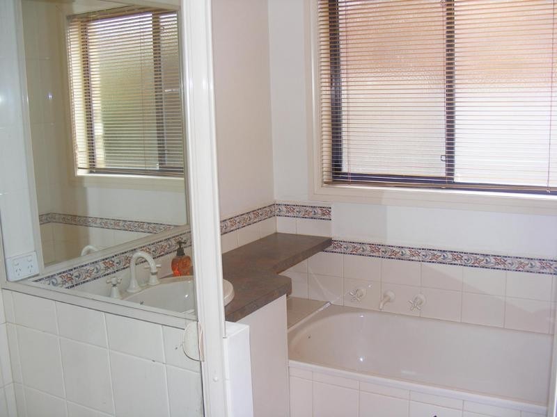 1/37-39 Echuca Street, Moama NSW 2731