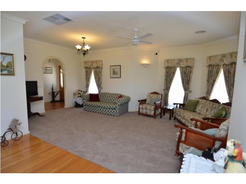 2 Rivergums Drive, Moama NSW 2731