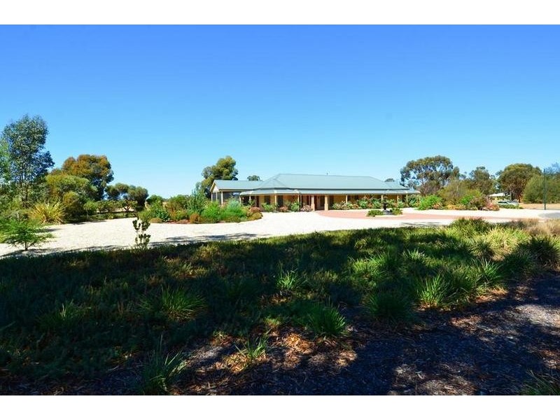 2 Rivergums Drive, Moama NSW 2731