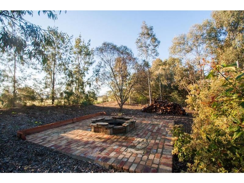 3 Vallence Court (off Hollara Drive), Moama NSW 2731