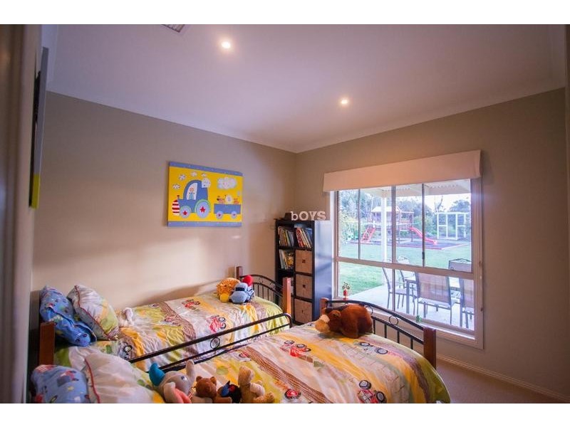 3 Vallence Court (off Hollara Drive), Moama NSW 2731