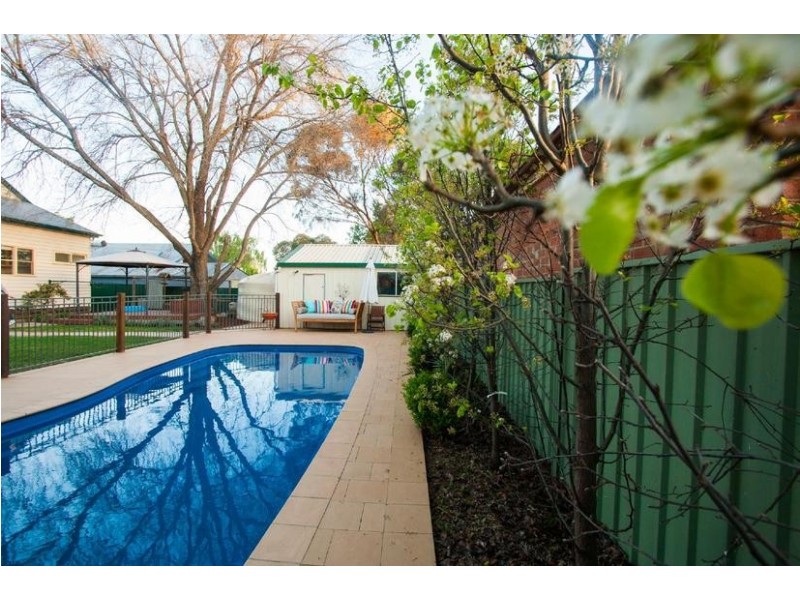 39 Hopwood Street, Echuca VIC 3564
