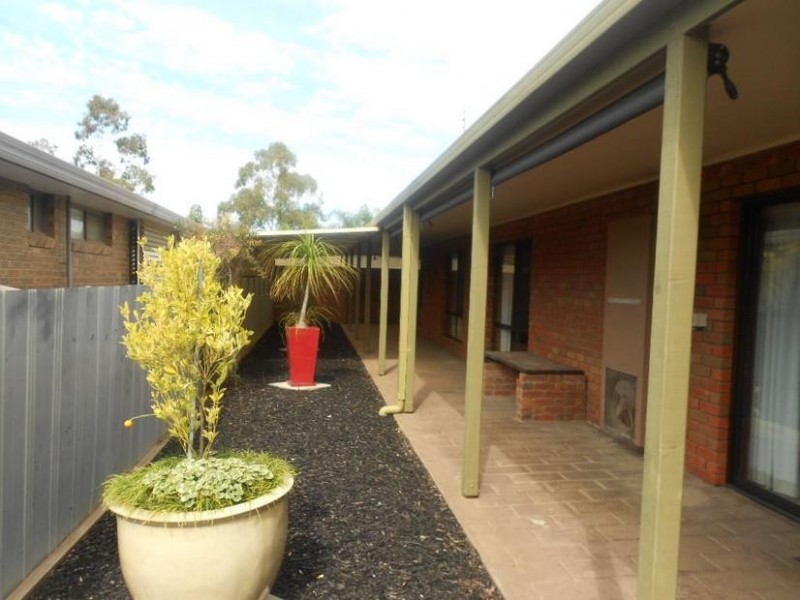 12 Ostram Court, Echuca VIC 3564