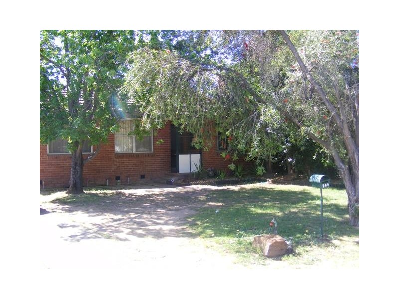 244 Ogilvie Ave, Echuca VIC 3564