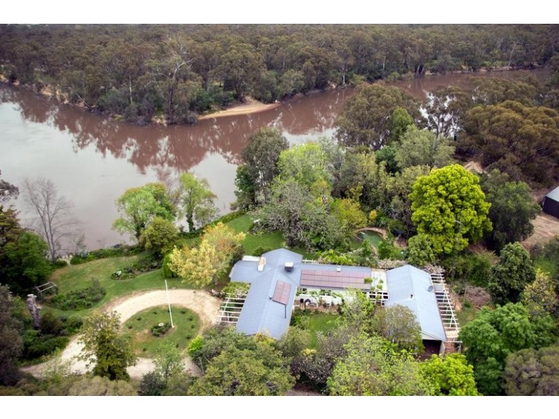 2215 Perricoota Road, Moama NSW 2731