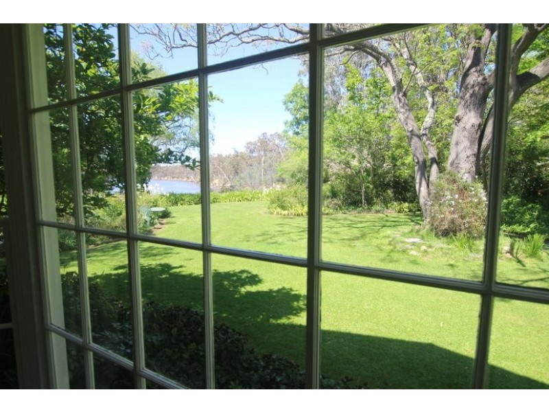 2215 Perricoota Road, Moama NSW 2731
