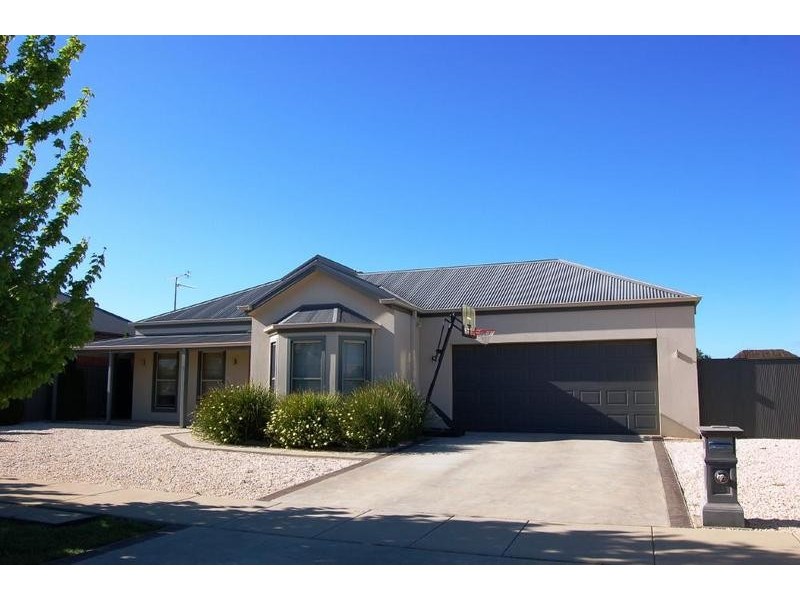 3 Sunset Avenue, Echuca VIC 3564