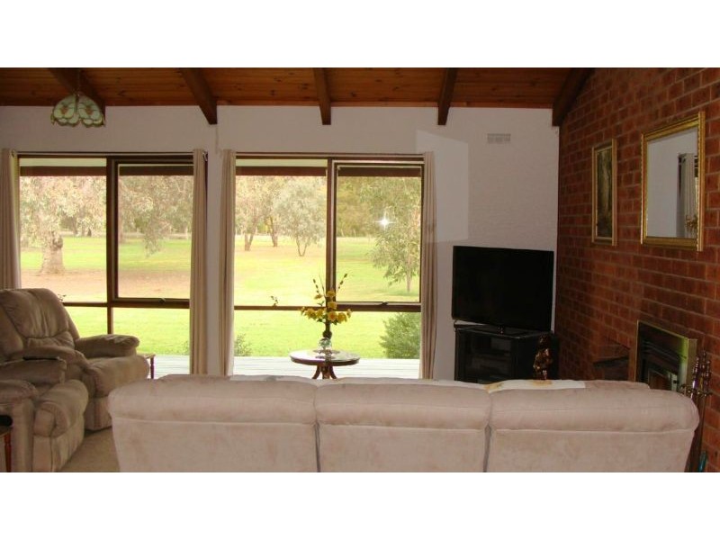 669 Wharparilla Road, Echuca VIC 3564