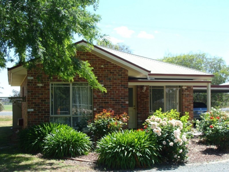 10 Perricoota Road, Moama NSW 2731