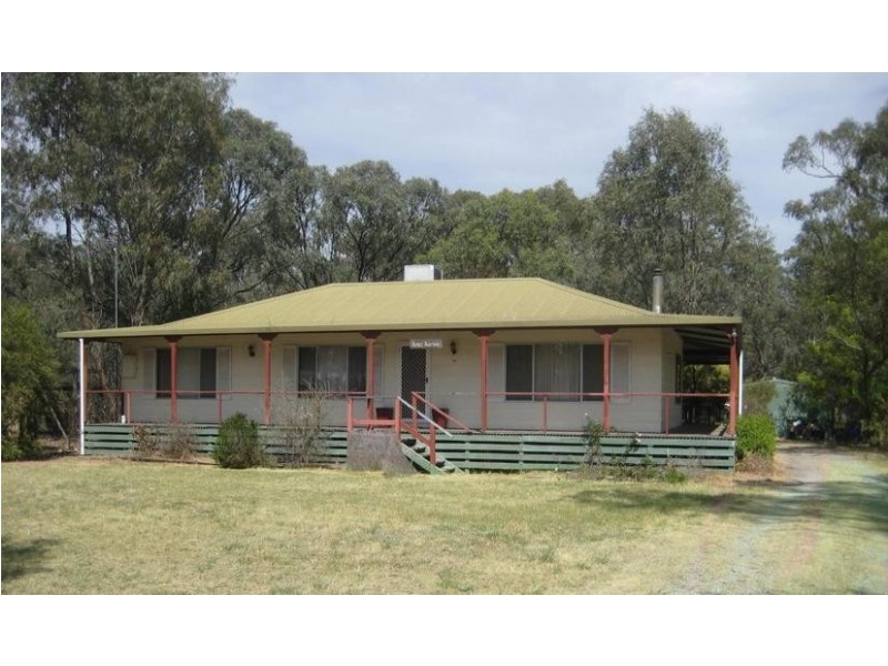 16 Riverview Drive, Barmah VIC 3639