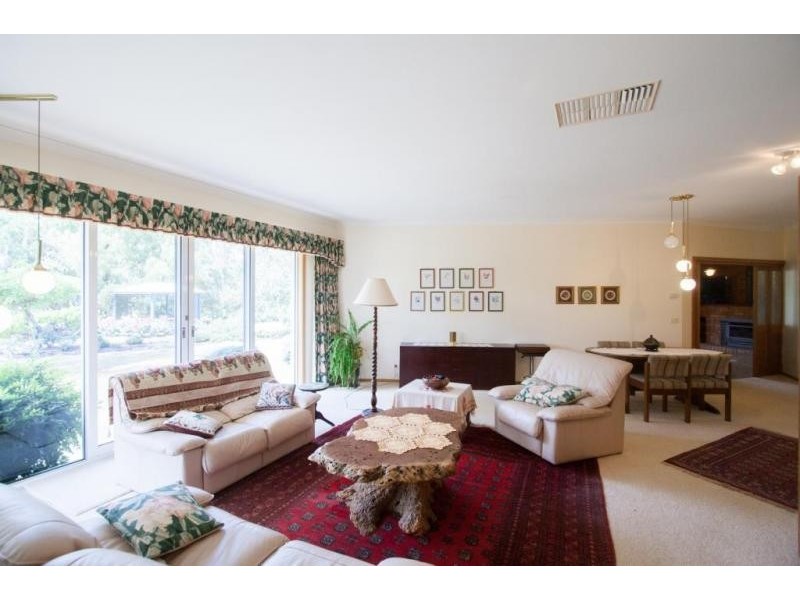 54 Riverview Court, Echuca VIC 3564