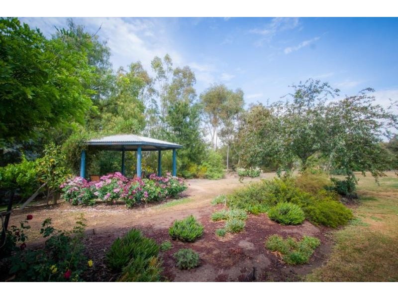 54 Riverview Court, Echuca VIC 3564