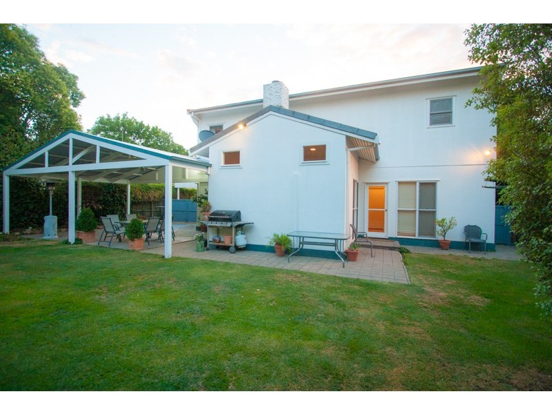 42 Landsborough Street, Echuca VIC 3564