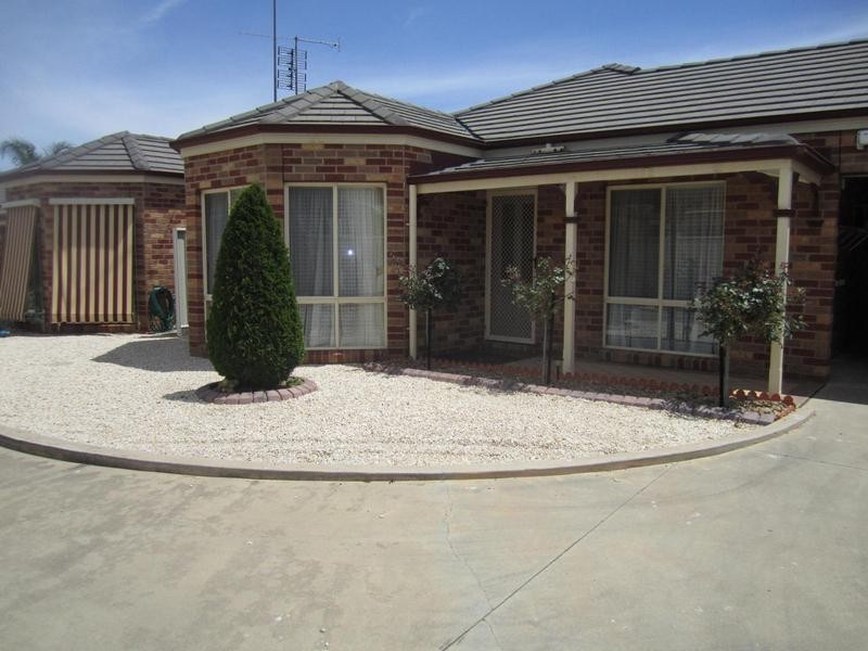 3/165 Pakenham Street, Echuca VIC 3564