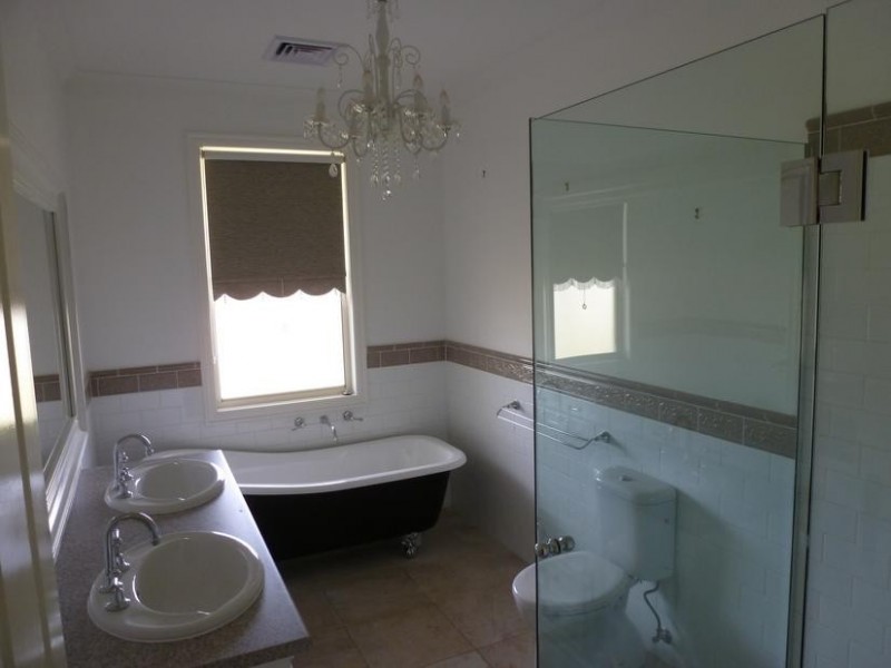 5 Brecon Court, Echuca VIC 3564
