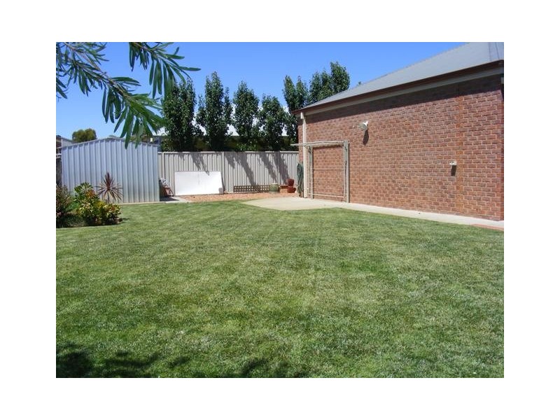 5 Orkney Court, Moama NSW 2731