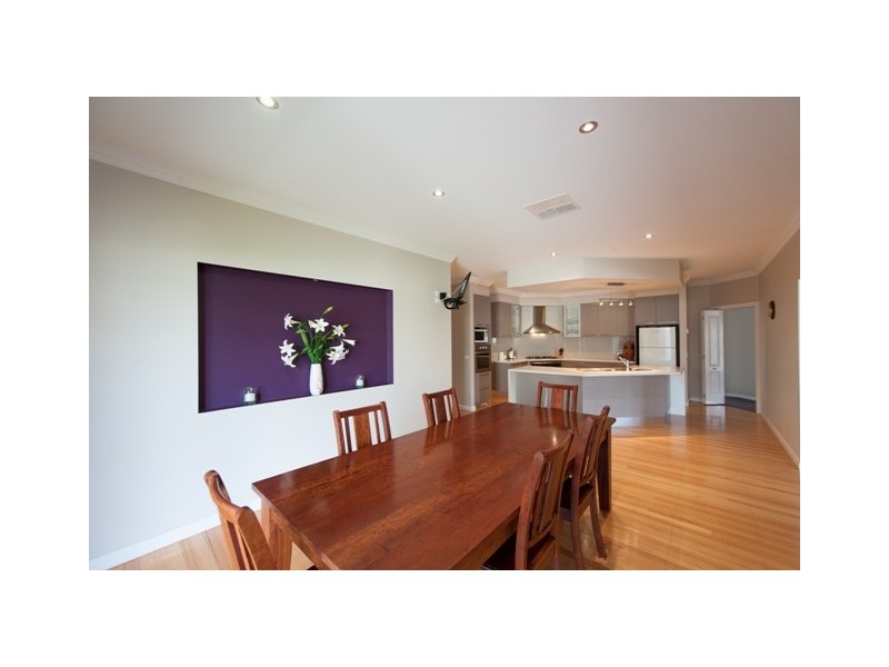 17 Forfar Drive, Moama NSW 2731