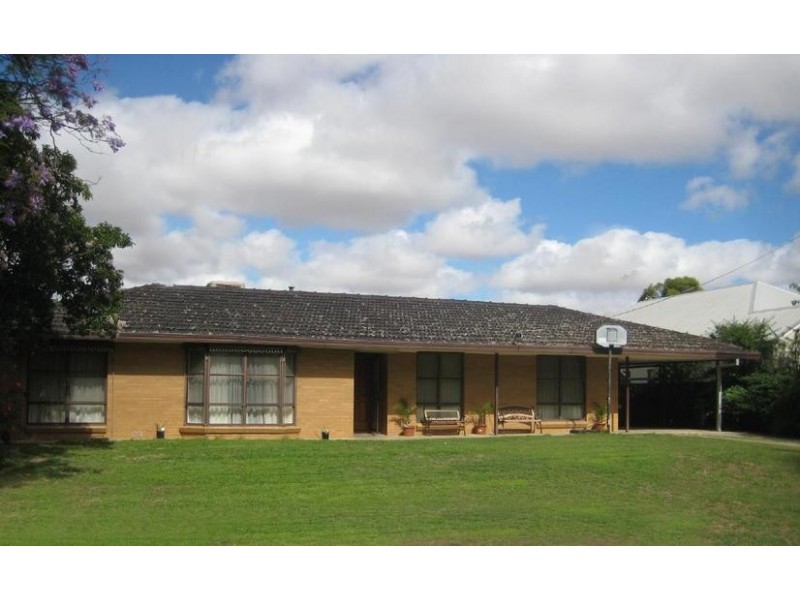 115 Campaspe Esplanade, Echuca VIC 3564