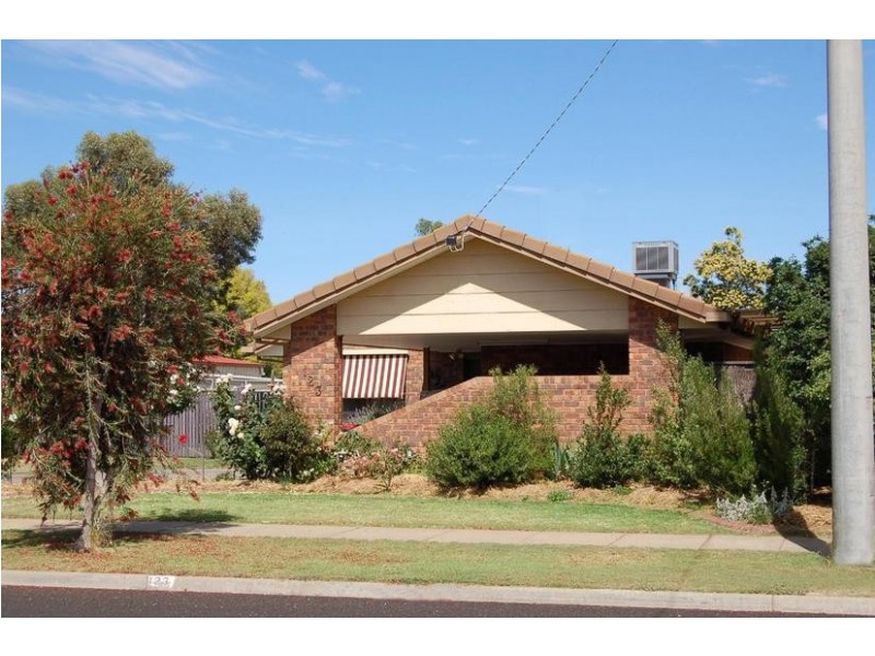 123 Crossen Street, Echuca VIC 3564