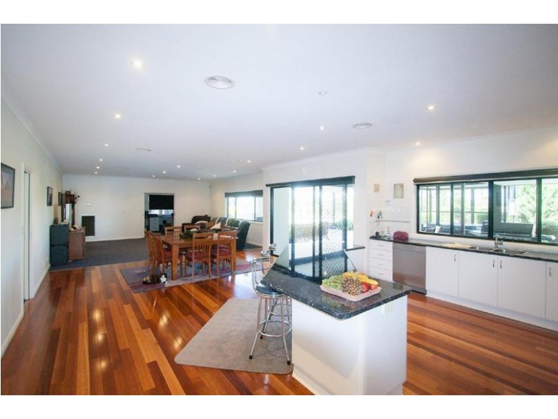 55 Brecon Court, Echuca VIC 3564
