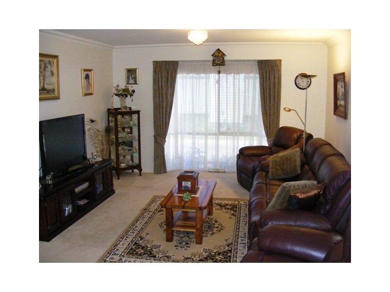 98 Swan Boulevard, Moama NSW 2731