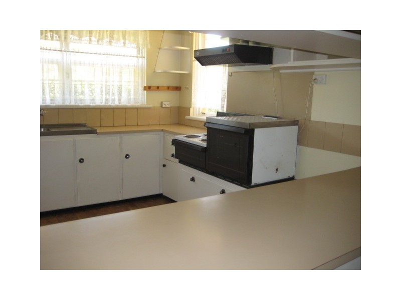 27 Crofton Street, Echuca VIC 3564