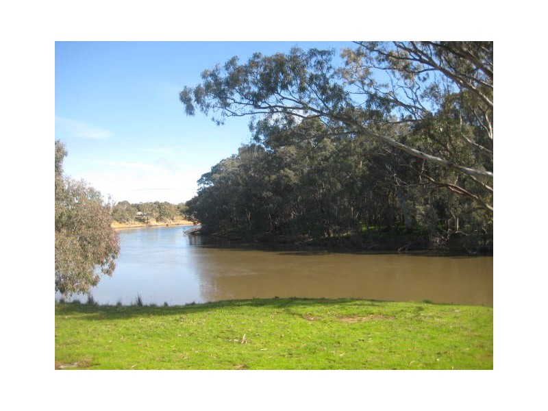 1 Nolan Road (enter off Casey Rd), Echuca VIC 3564