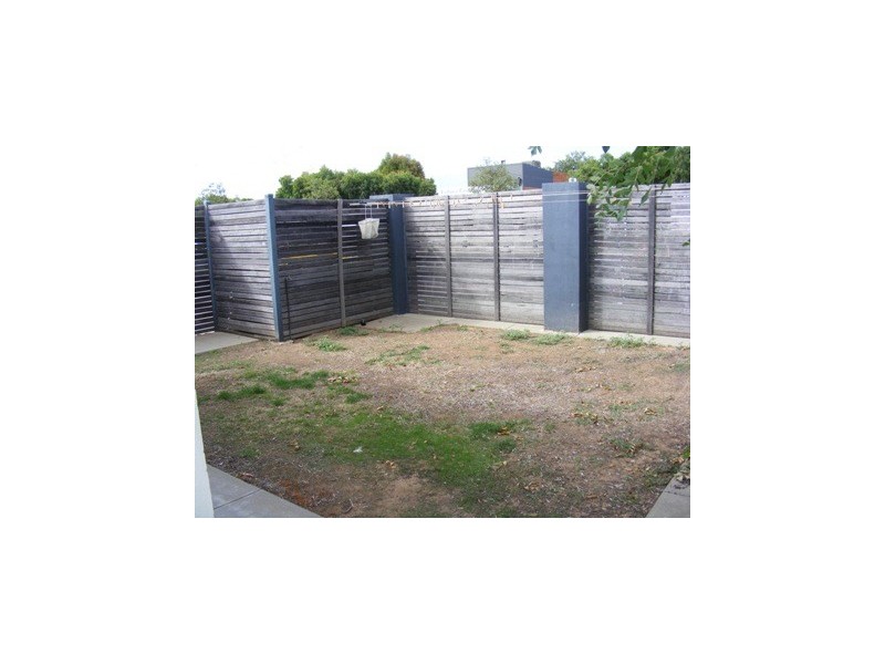 1-6/126-128 Pakenham Street, Echuca VIC 3564