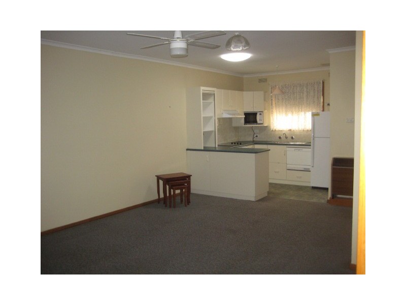 2/18 Landsborough Street, Echuca VIC 3564
