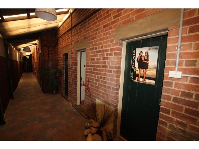 564- 566 High, Echuca VIC 3564