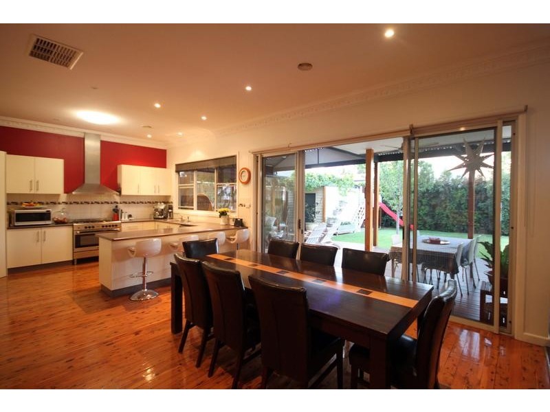 16 Tyler Street, Echuca VIC 3564