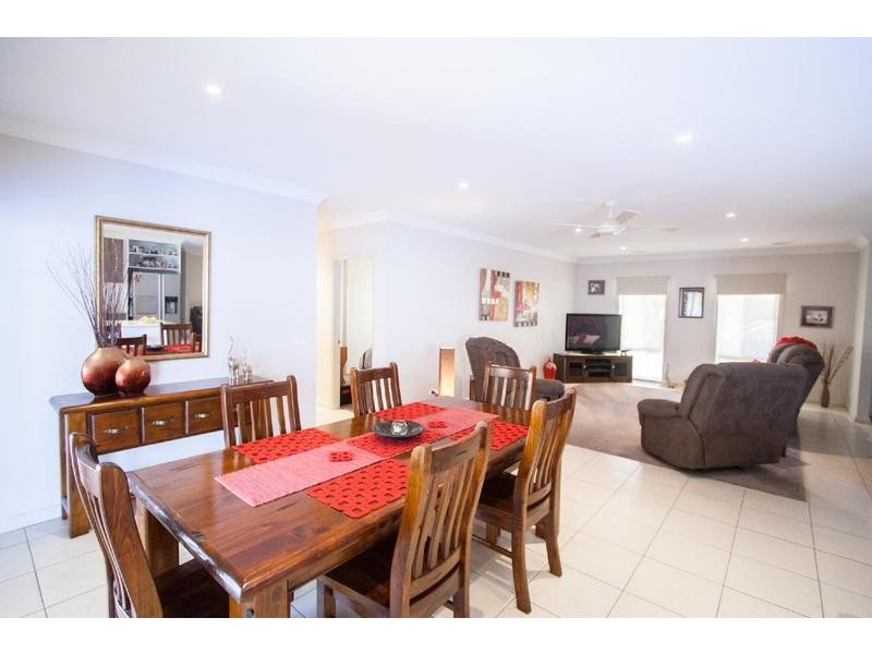 12 Forfar Drive, Moama NSW 2731