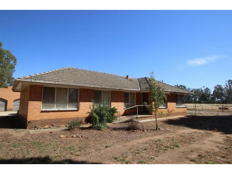 31 Old Deni Road (Off Chanter Street), Moama NSW 2731