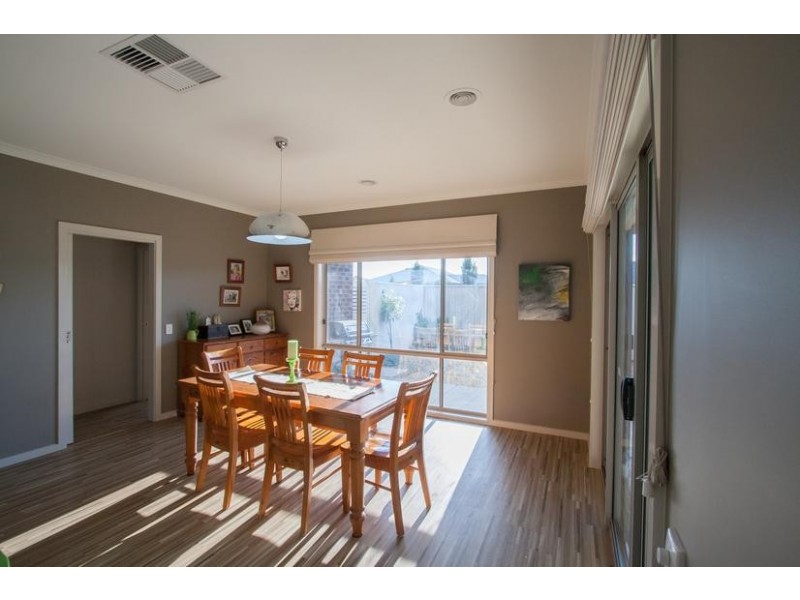 9 Healey Court, Moama NSW 2731