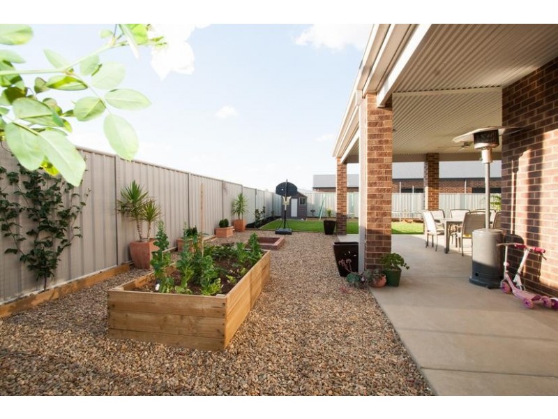 9 Healey Court, Moama NSW 2731