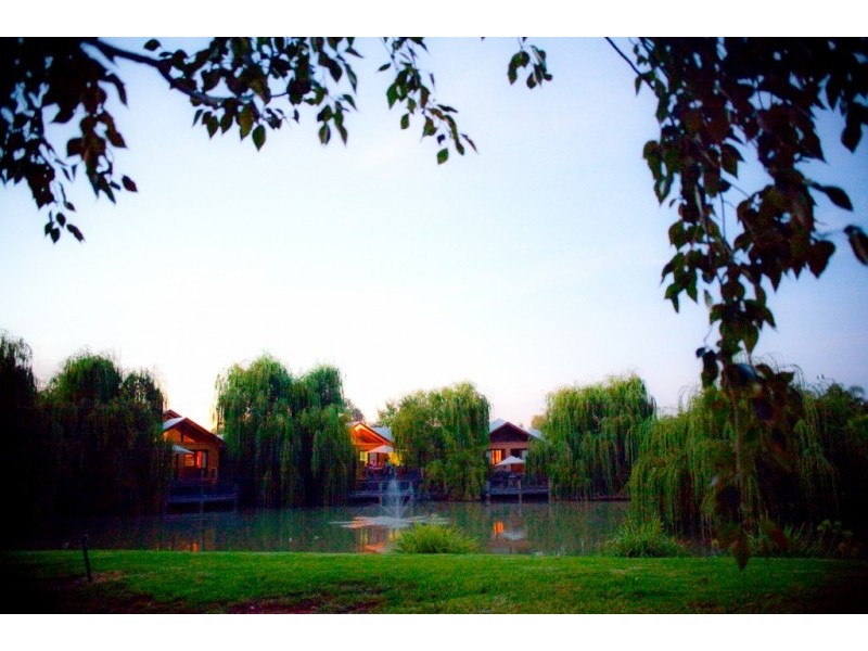 2/400 Perricoota Rd, Moama NSW 2731