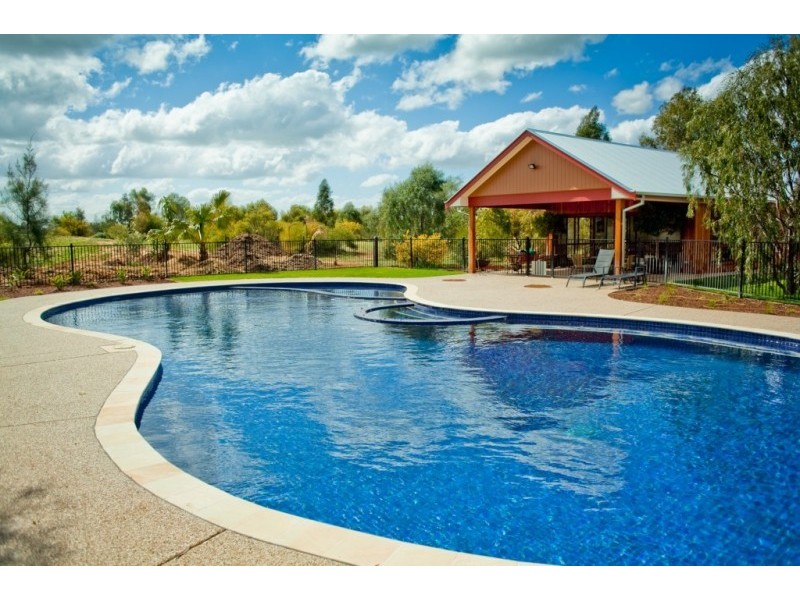 2/400 Perricoota Rd, Moama NSW 2731