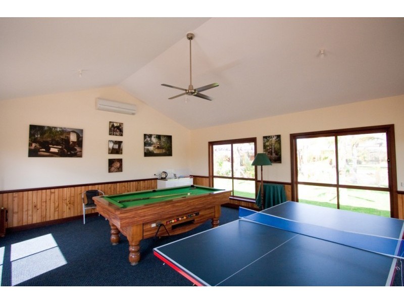 2/400 Perricoota Rd, Moama NSW 2731