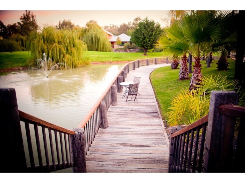 2/400 Perricoota Rd, Moama NSW 2731