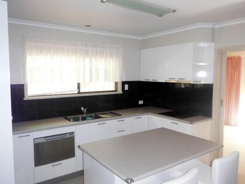 65 Campaspe Esplanade, Echuca VIC 3564