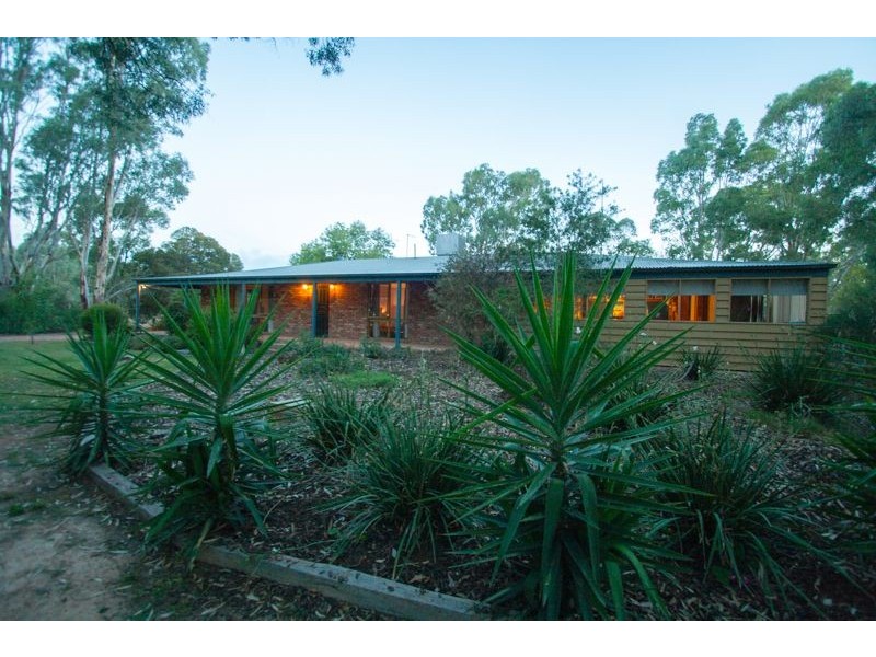 168 River Avenue, Echuca VIC 3564