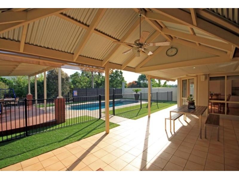 17 Wharparilla Drive, Echuca VIC 3564