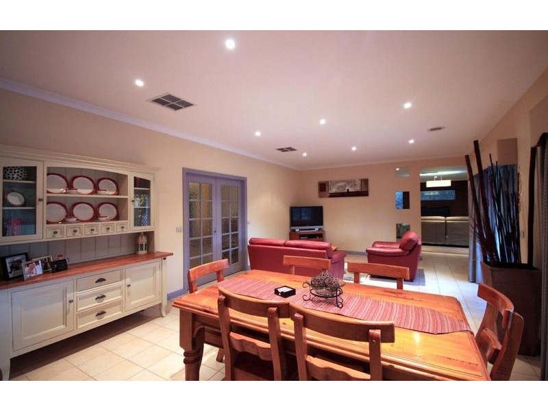 8 Ainsley Court, Echuca VIC 3564